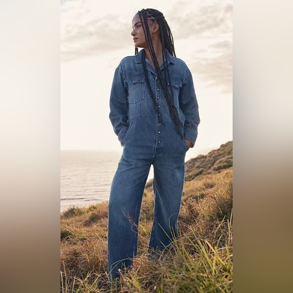 We the Free women’s the Townes coveralls size medium